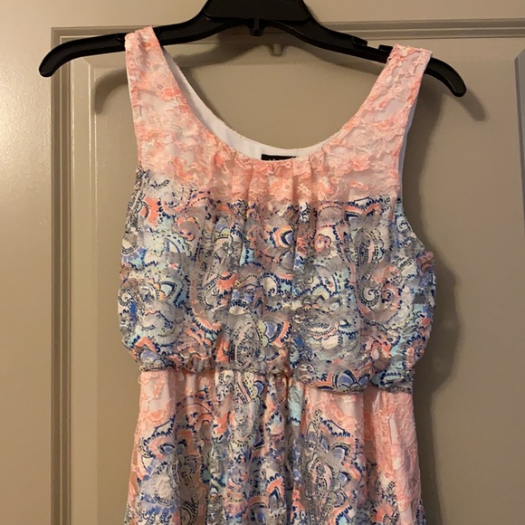 Spring top! - Picture 2 of 3